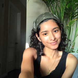 Meet your Posher, Anissa